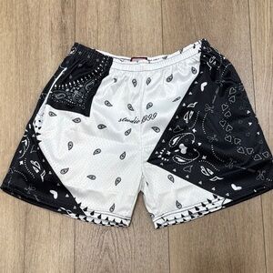 studio 1999 Black and White Bandana Print Shorts